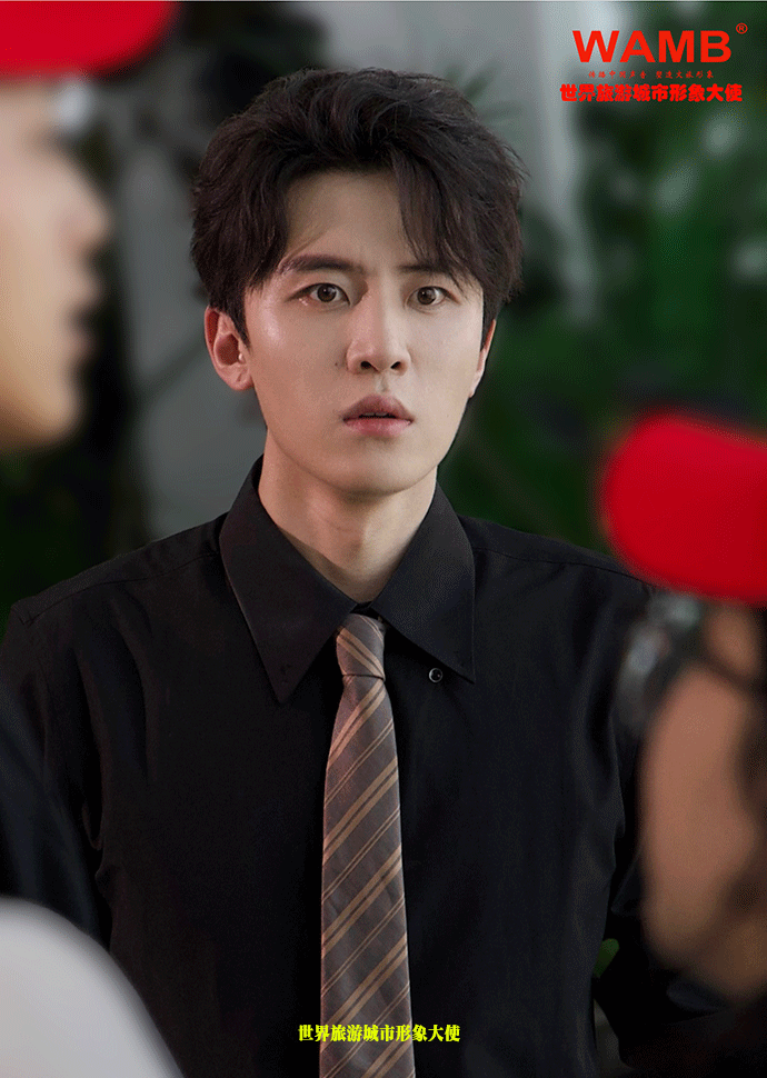 刘一隆1.gif